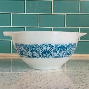 Vintage Pyrex Blue Horizon 441 1 1/2 PT